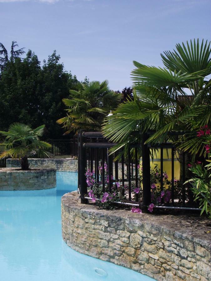 Domaine De Guillalmes Hotel Fumel Ngoại thất bức ảnh